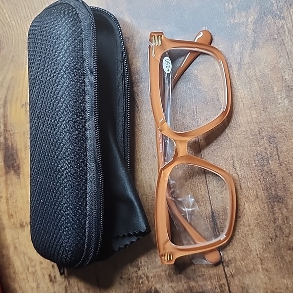 EyeKeeper Fashion Readers Brown +0.50 NWT X002TA0HKN - Picture 1 of 2